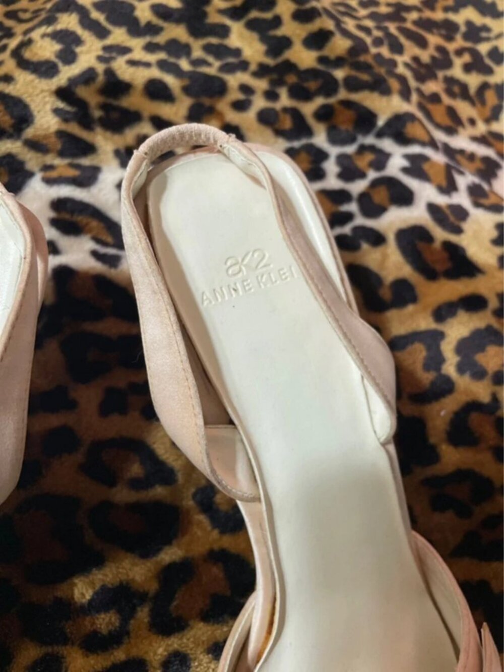 Vintage Anne Klein slingback heels - Picture 2 of 3